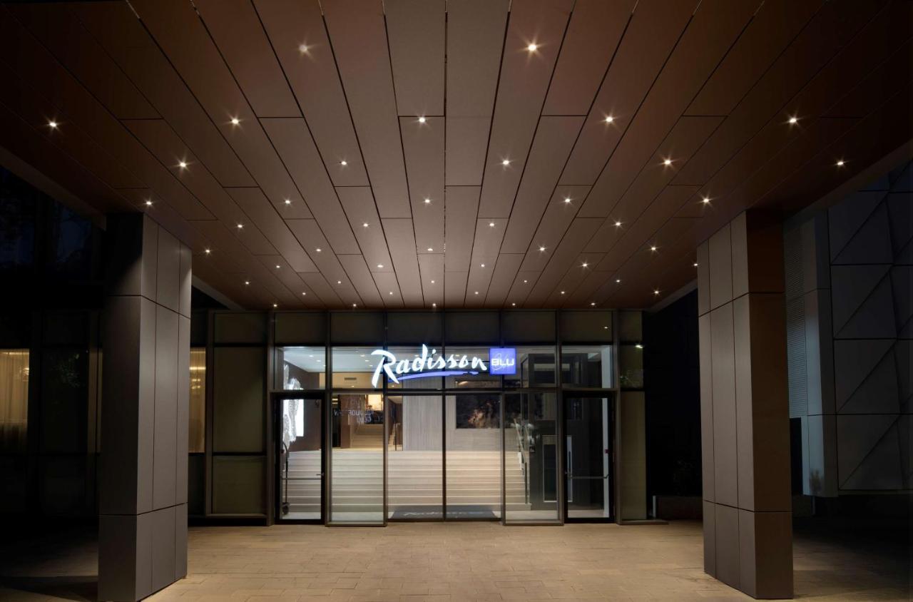 Radisson Blu Hotel, Cluj Экстерьер фото